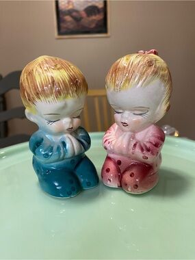 Vintage Praying Kids Shaker from Japan